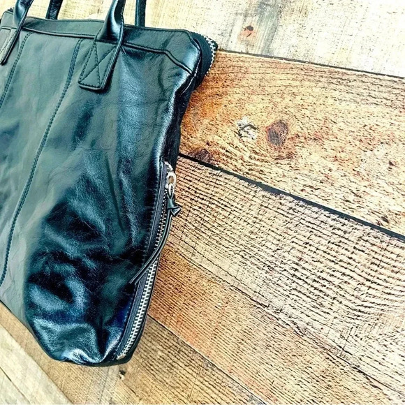 NWOT Hobo International Large Leather Tote - Picture 3 of 11